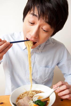 気軽に来店できるホストクラブを運営